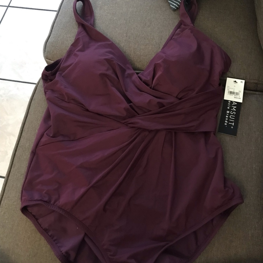 One piece swim